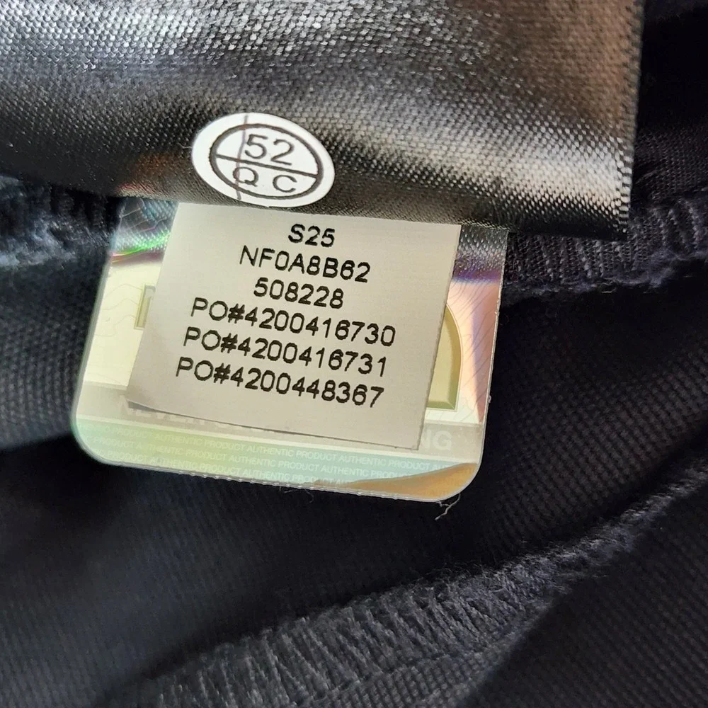 The North Face Belted Pants Mens Medium Black Straight Leg Stretch NWOT
